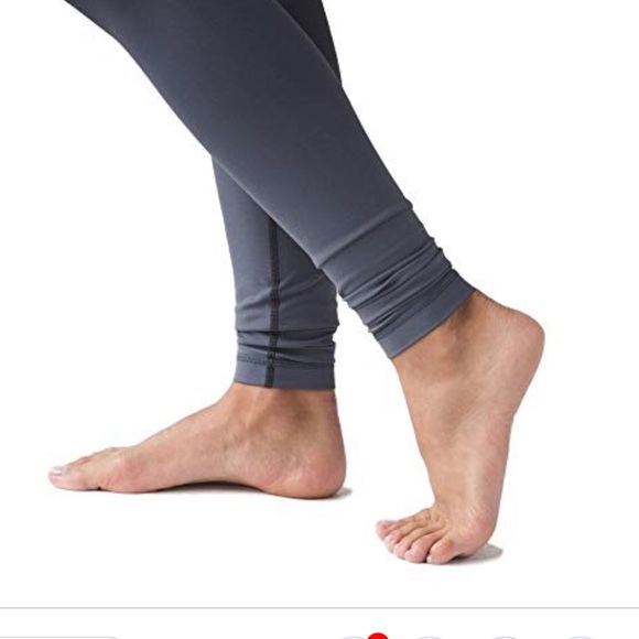SOLD😍Lululemon high rise wunder under black - Picture 2 of 4
